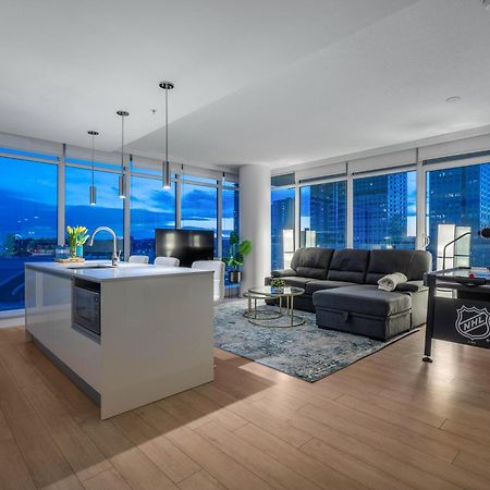 Luxury Apartment On The 9Th Floor Near Stampede, Complimentary Wine, 2 Car Ug Parking Calgary Extérieur photo